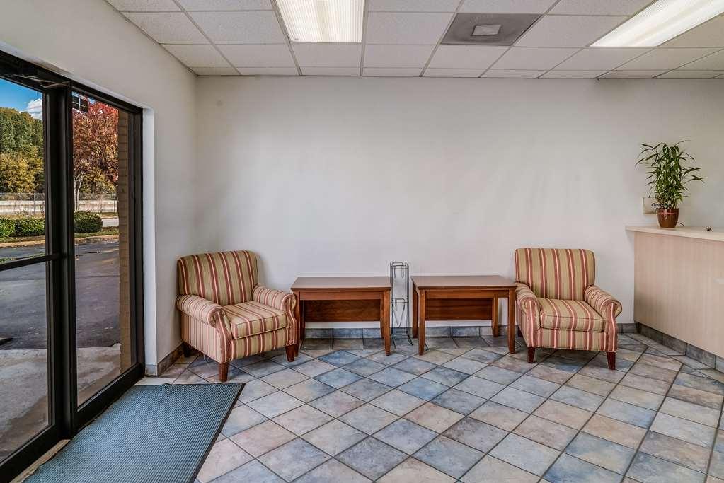 Hotel Budget By O I-85 2*