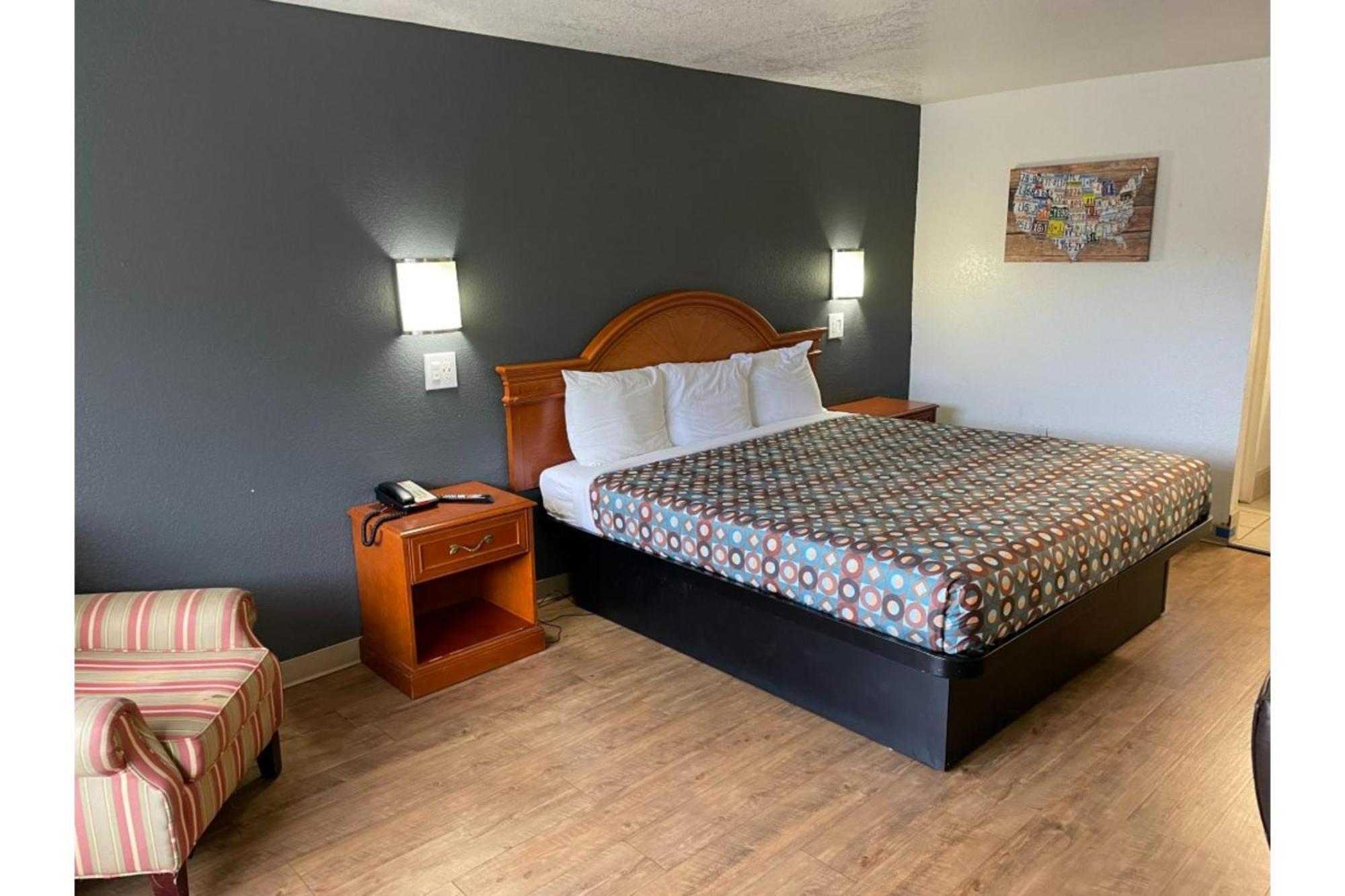 Hotel Budget By O I-85