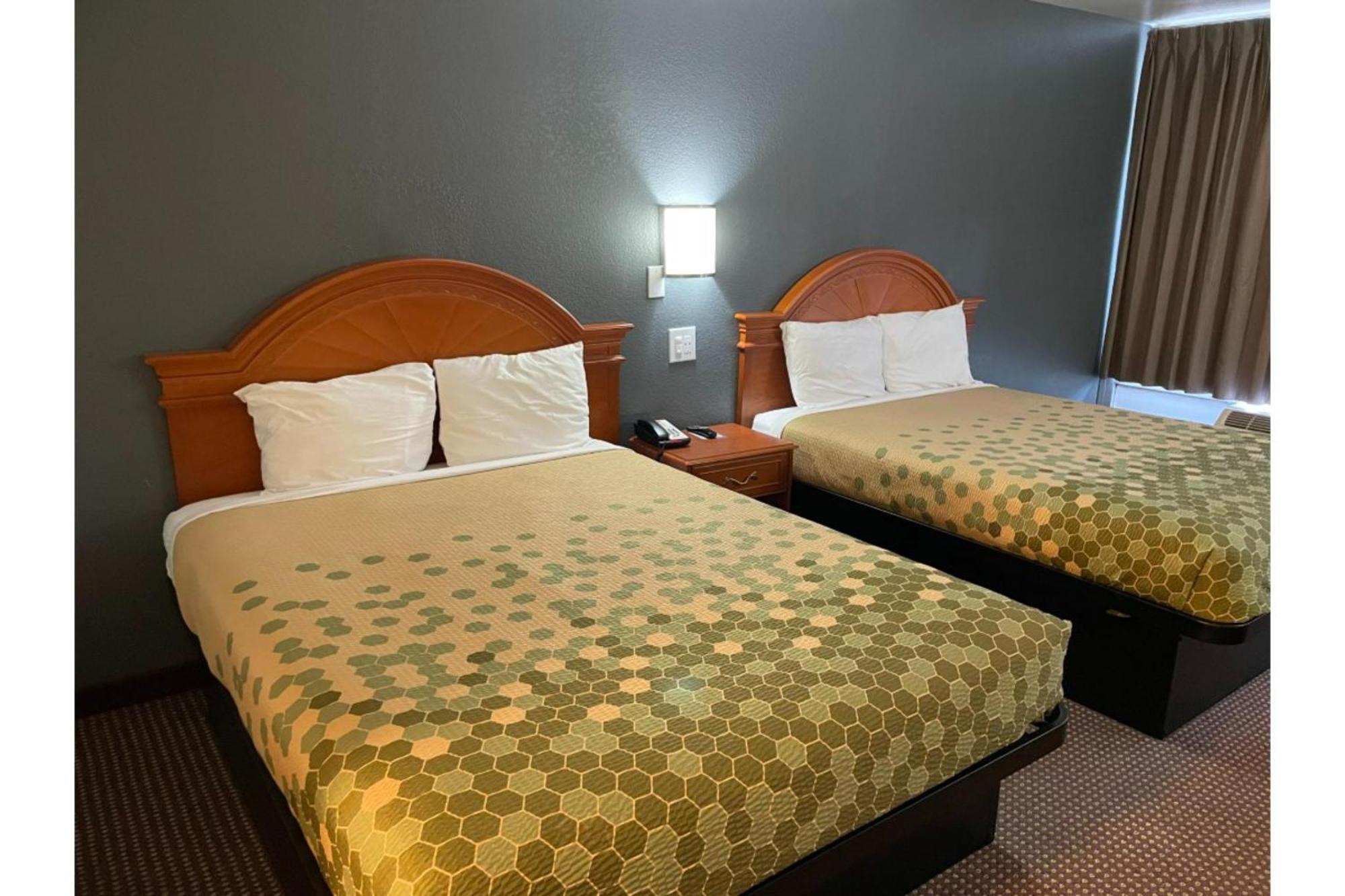 Hotel Budget By O I-85